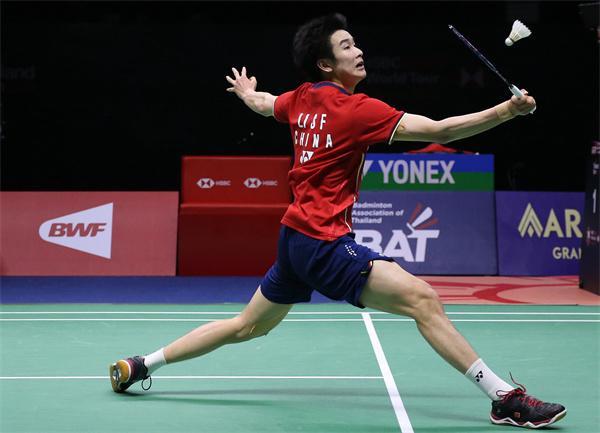 人对他的表 人对他的表