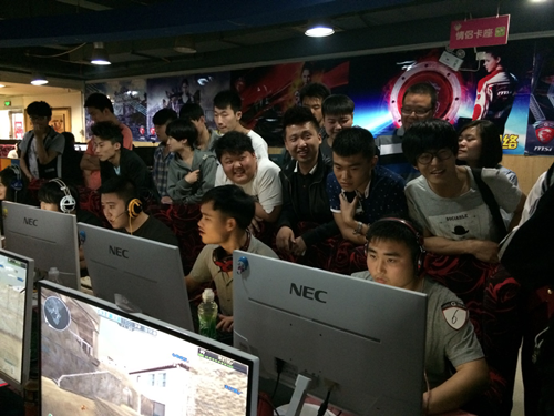 了充沛的体 了充沛的体