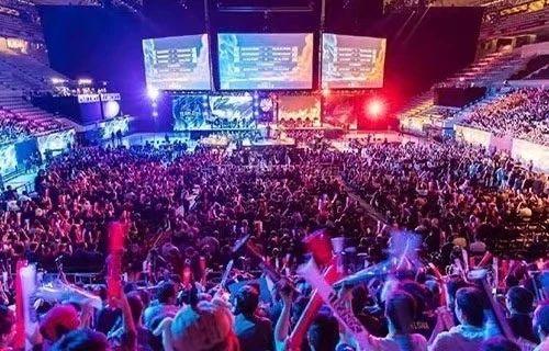 谈判桌上的 谈判桌上的