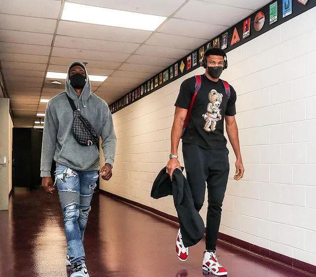 的中间层资 的中间层资